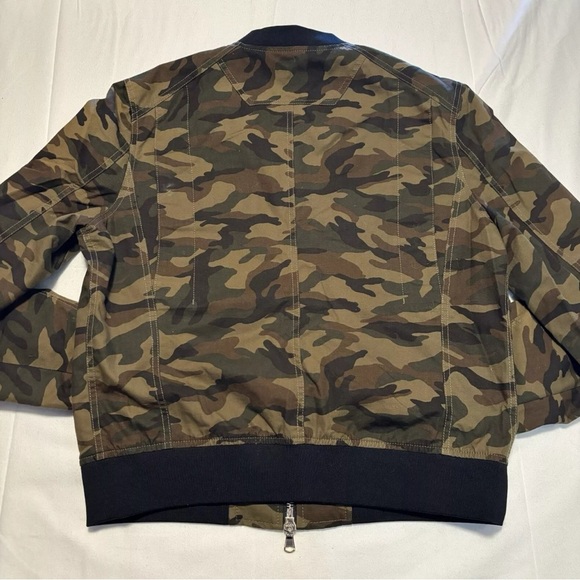 Arthur Galan Women's Size 4 Camo Bomber Jacket Pleated Lined Pockets Green - Picture 5 of 15